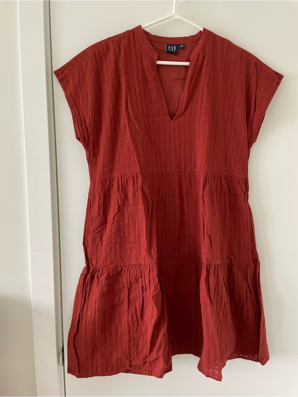 GAP Cotton Rusty Red V‑Neck Tiered Mini Dress